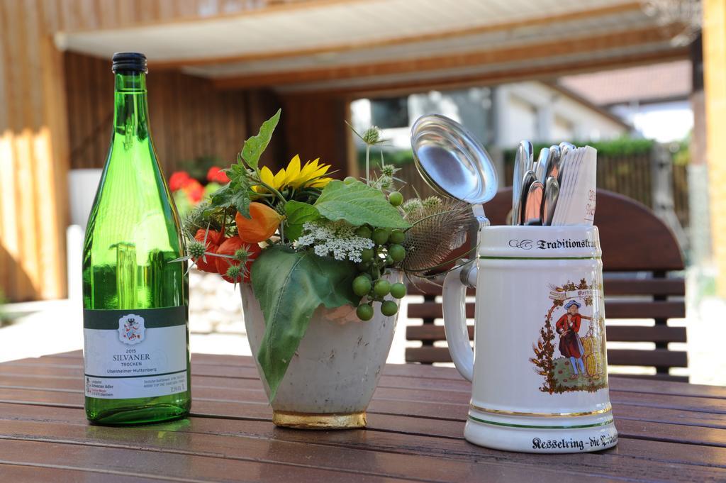 Landgasthof Zum Schwarzen Adler 마크트놀드하임 외부 사진