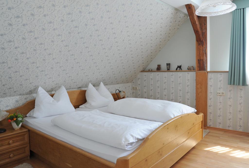 Landgasthof Zum Schwarzen Adler 마크트놀드하임 외부 사진